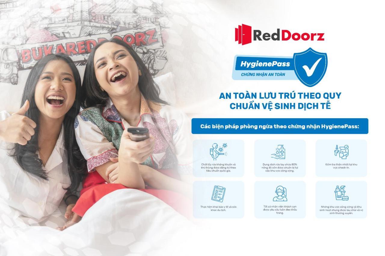 Reddoorz Near Etown 4 Otel Ho Şi Min Dış mekan fotoğraf