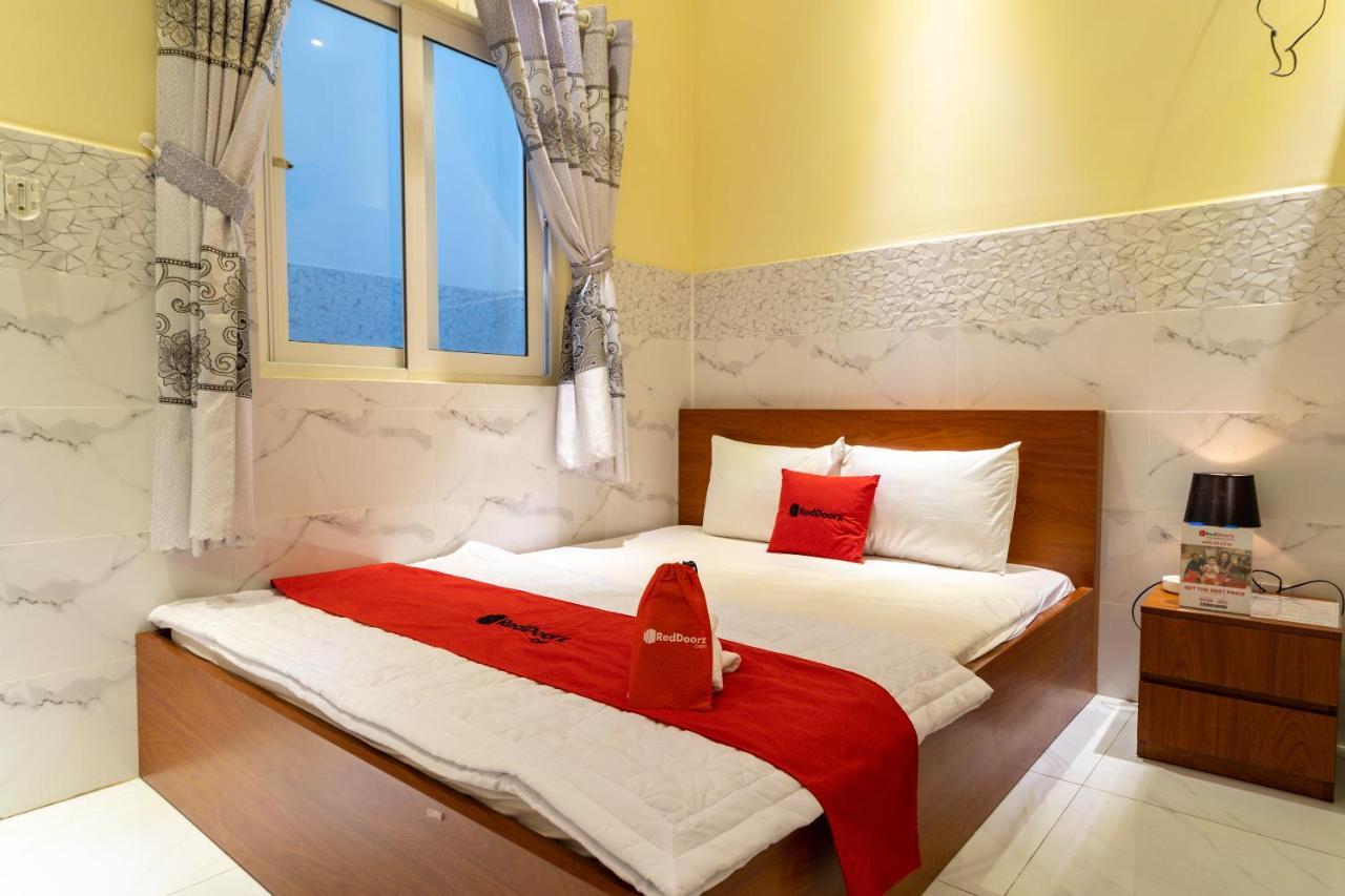 Reddoorz Near Etown 4 Otel Ho Şi Min Dış mekan fotoğraf