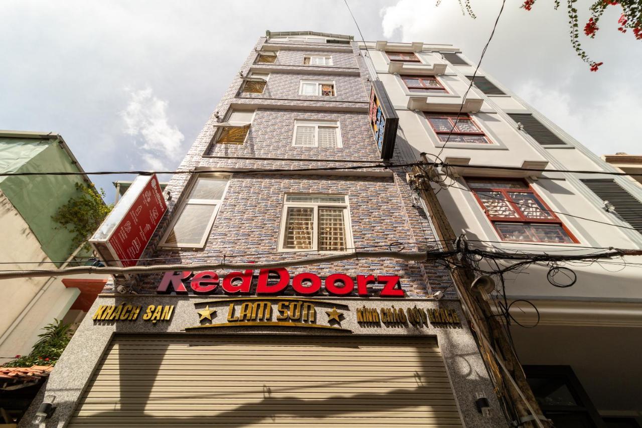 Reddoorz Near Etown 4 Otel Ho Şi Min Dış mekan fotoğraf