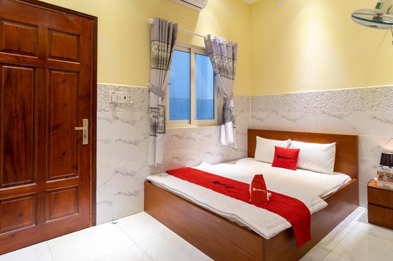 Reddoorz Near Etown 4 Otel Ho Şi Min Dış mekan fotoğraf